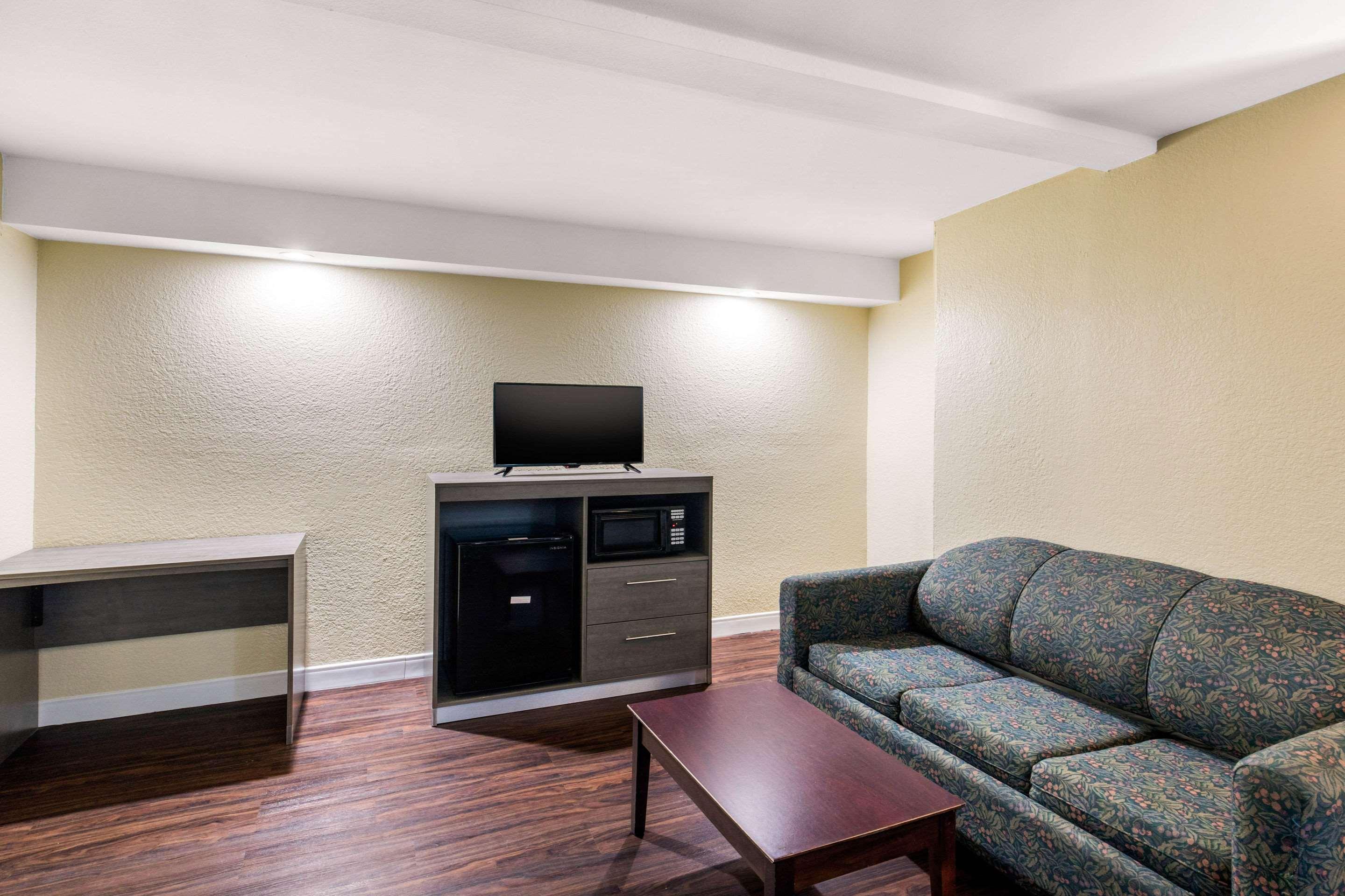 Quality Inn & Suites Richardson-Dallas المظهر الخارجي الصورة